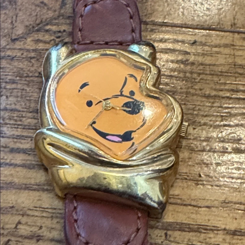 Vintage Winnie the Pooh Watch – Gold Tone, Braided Leather Band
